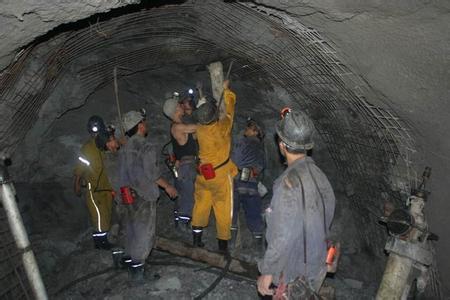 龙凤工程爆破中的危险因素分析以及应对工程爆破危险的措施